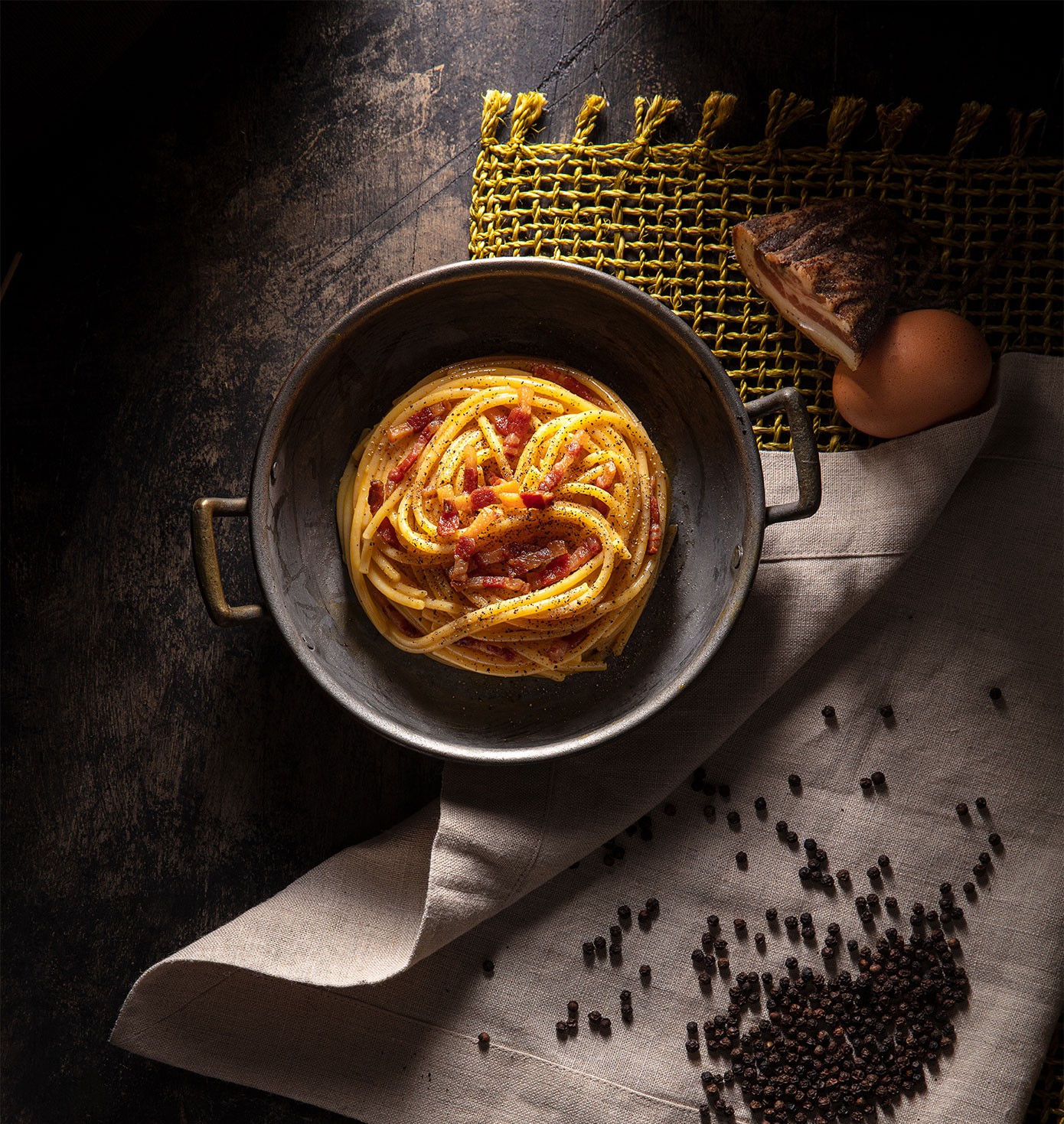 studiogiovetti food spaghetti carbonara montana alimentari studiogiovetti food spaghetti carbonara montana alimentari